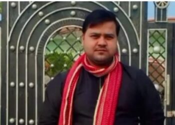 रास्ते में बस रोकी, यात्रियों ने नमाज पढ़ी… 3 महीने बाद बर्खास्त कंटक्टर ने कर लिया सुसाइड