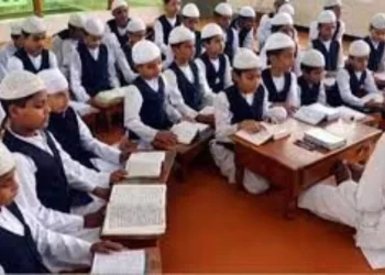 कहीं दो जन्मतिथि तो कहीं… मदरसों में शिक्षक नियुक्ति में गड़बड़झाला, विवाद सुलझाने में छूट रहे पसीने