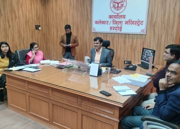 किसानों को गेहूं का न्यूनतम समर्थन मूल्य रू0-2425.00 प्रति कुन्तल दिया जायेगाः-डीएम