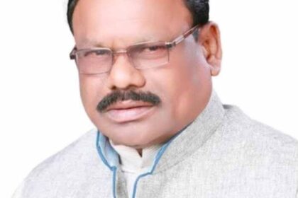छत्तीसगढ़-भाजपा-के-पूर्व-संसदीय-सचिव-का-whatsapp-हैक,-परिचितों-से-ठगी-के-लिए-मांगे-जा-रहे-पैसे