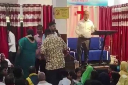 बिलासपुर-में-प्रार्थना-सभा-पर-बवाल,-हिंदू-संगठनों-ने-लगाया-धर्मांतरण-कराने-का-आरोप