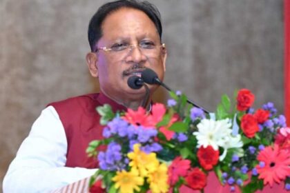 दशकों-तक-नक्सल-हिंसा-ने-विकास,-शिक्षा-और-जनजीवन-को-किया-प्रभावित,-अब-बस्तर-शांति-और-विश्वास-के-नए-दौर-की-ओर-अग्रसर-–-मुख्यमंत्री-विष्णुदेव-साय