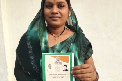 मुख्यमंत्री-हेल्पलाइन-और-सेवा-सेतु-से-बदली-हजारों-लोगों-की-जिंदगी