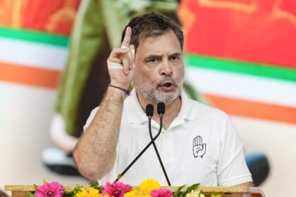 दिल्ली प्रदर्शन मामले में राहुल ने युवा प्रदर्शनकारियों का समर्थन किया, मोदी और RSS को ‘कायरता’ का ठहराया